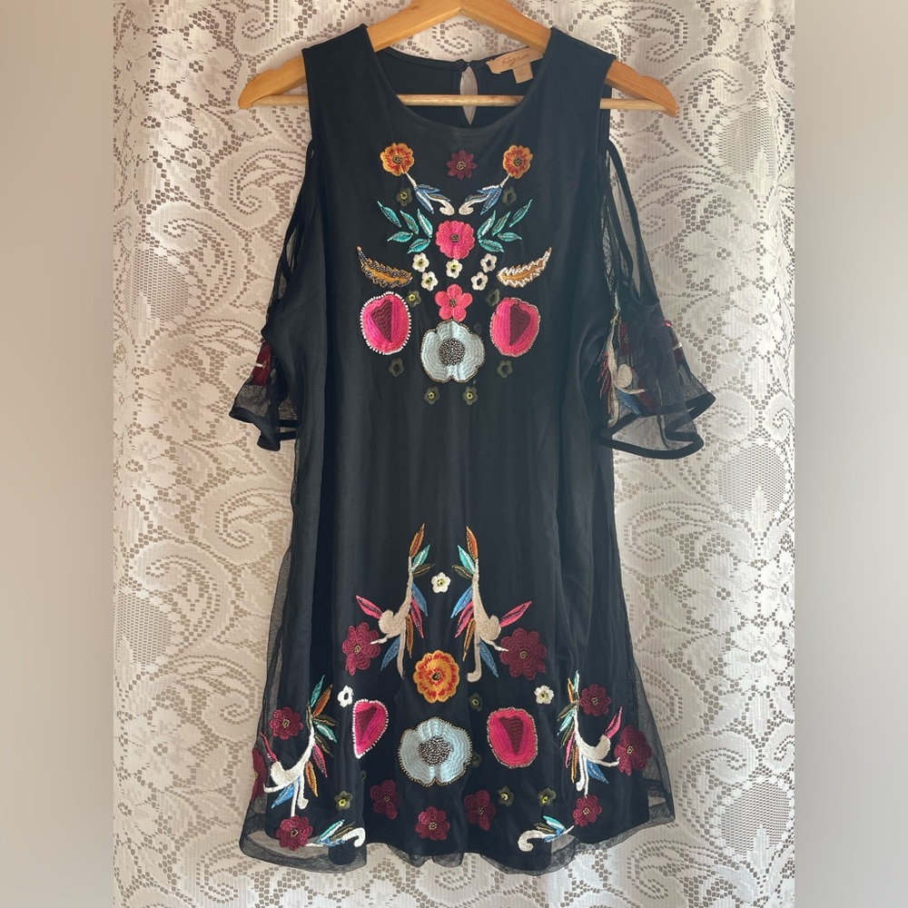 KYRA Bright Floral Embroidered Beaded Black Tunic Top
